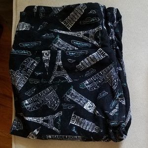 Lularoe Landmark Buildings Leggings - OS